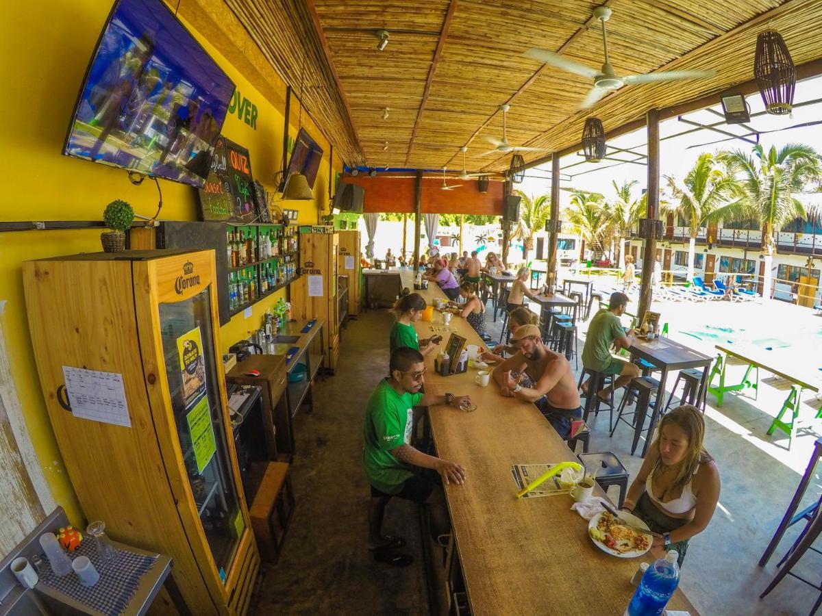 Wild Rover Beach Mancora Hostel Mancora