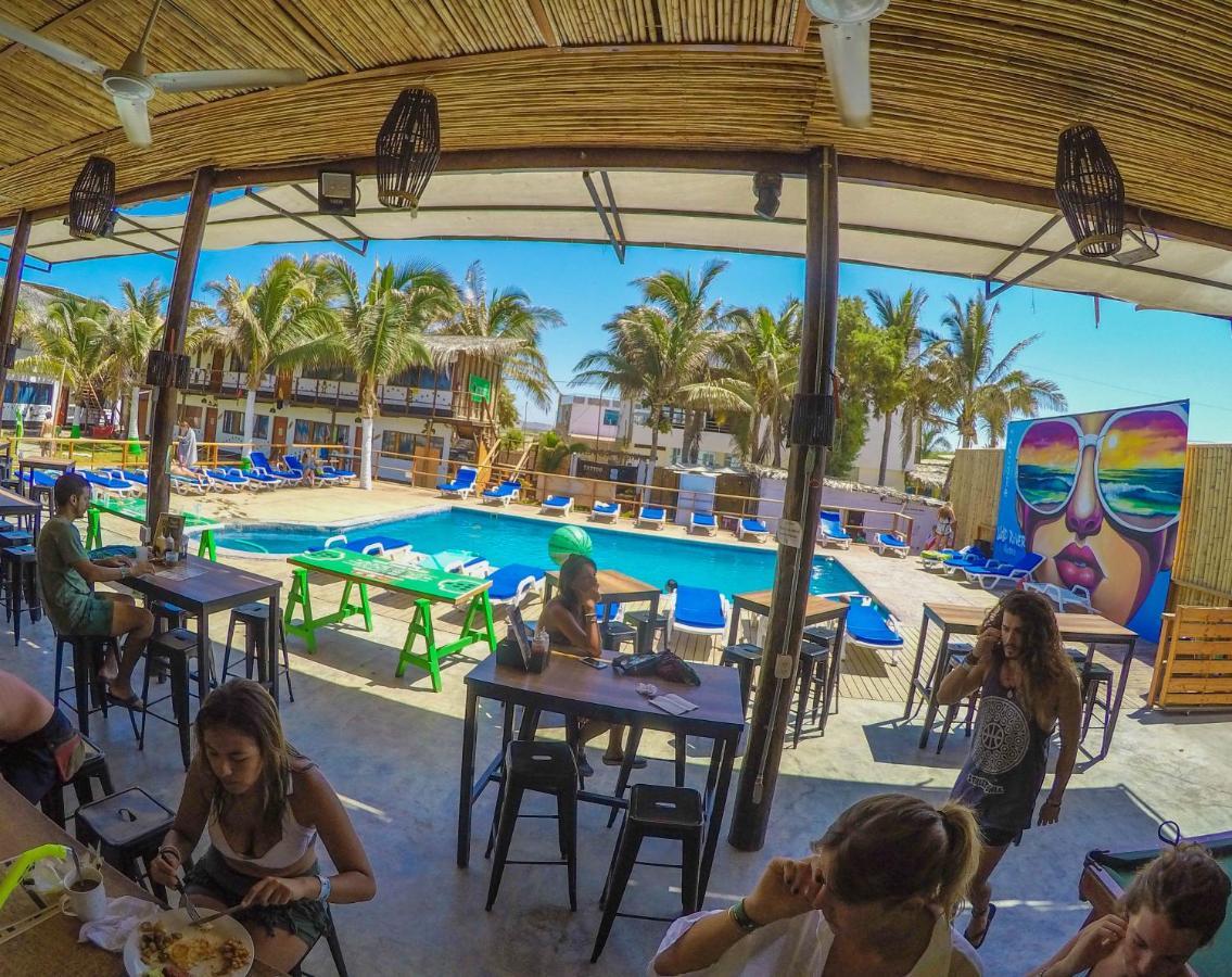 Wild Rover Beach Mancora Hostel Mancora